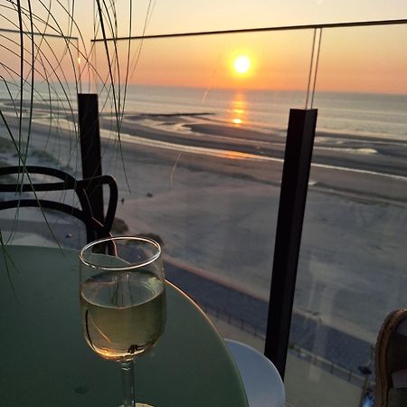 Middelkerke Volledig Gerenoveerd Appartement Met Zeezicht Exterior photo
